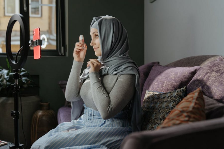 👗 Moda & Güzellik: Güzellik Sırları, Cilt Bakımı, Makyaj Trendleri ve Stil Önerileri