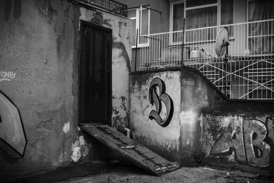 Taşacak Bu Deniz'in Oruç'u Burak Yörük Kimdir? Hayatı ve Kariyeri